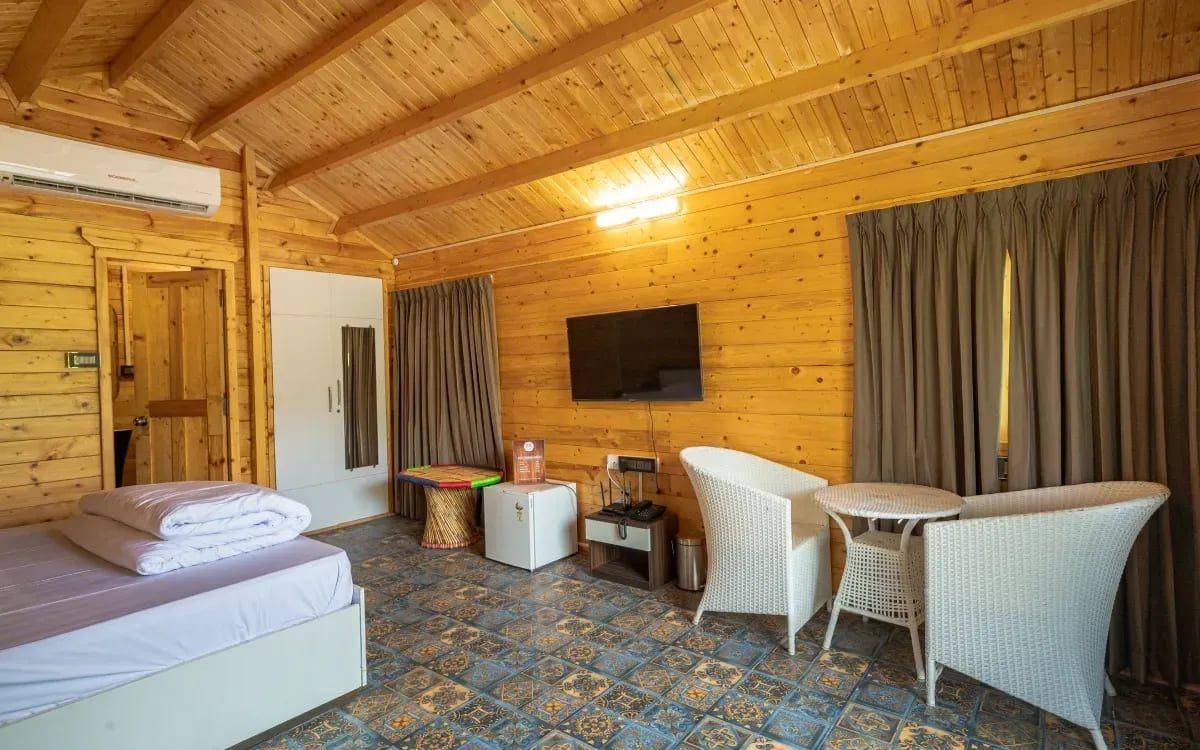 Kanasu cottage bedroom