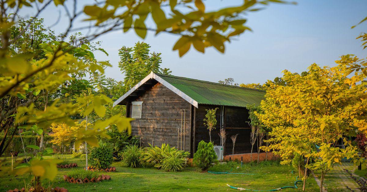 Pool-facing cottage at Kanasu