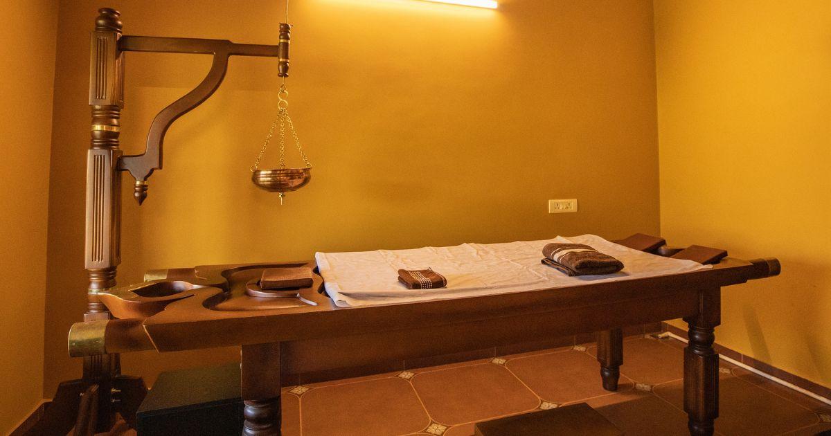 Shirodhara treatment table